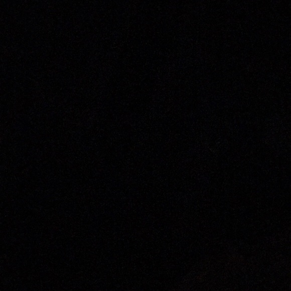 Meet your Posher, Nicole - Picture 1 of 1